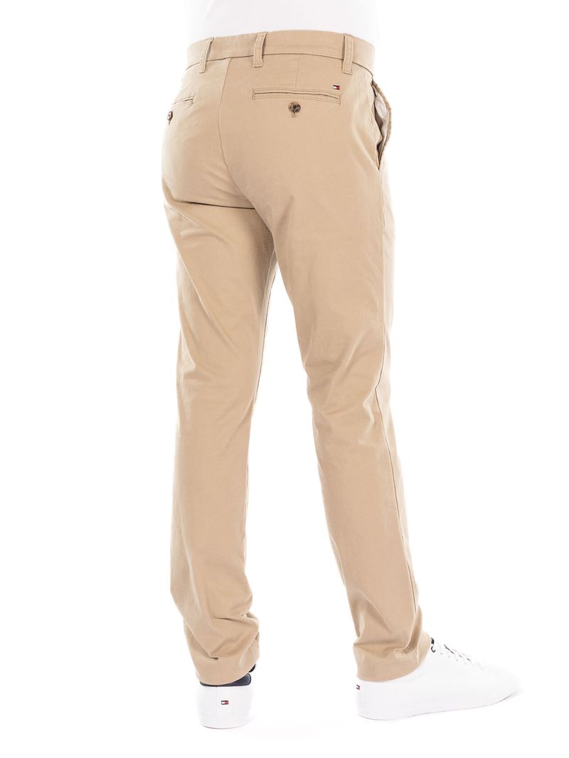 Pantalon-chino-de-corte-slim