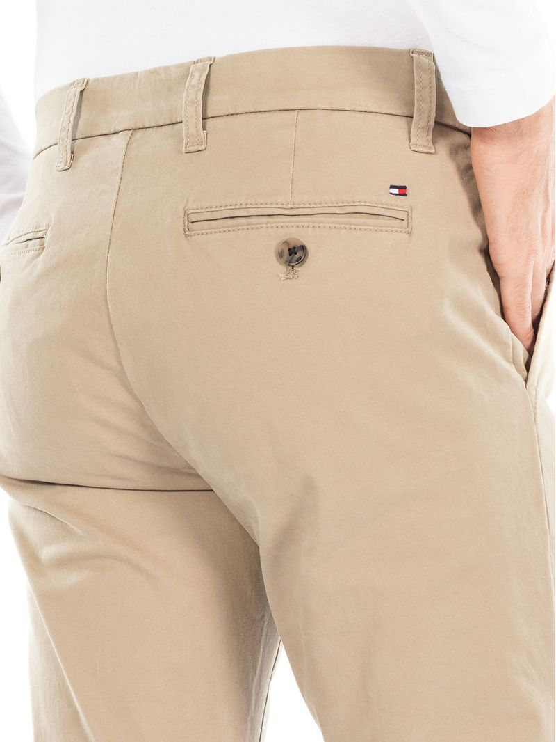 Pantalon-chino-de-corte-slim