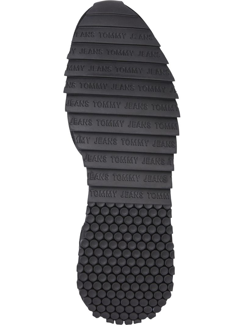 Zapatillas-de-running-con-mezcla-de-texturas