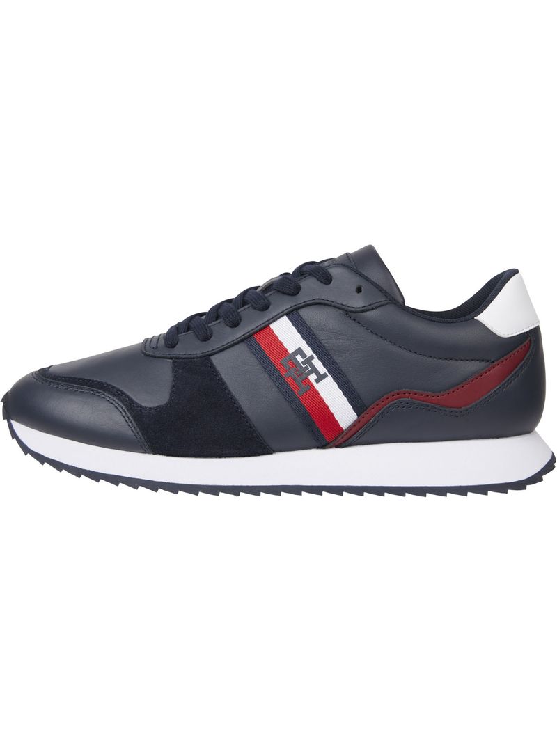 Zapatillas-de-running-en-piel-con-monograma