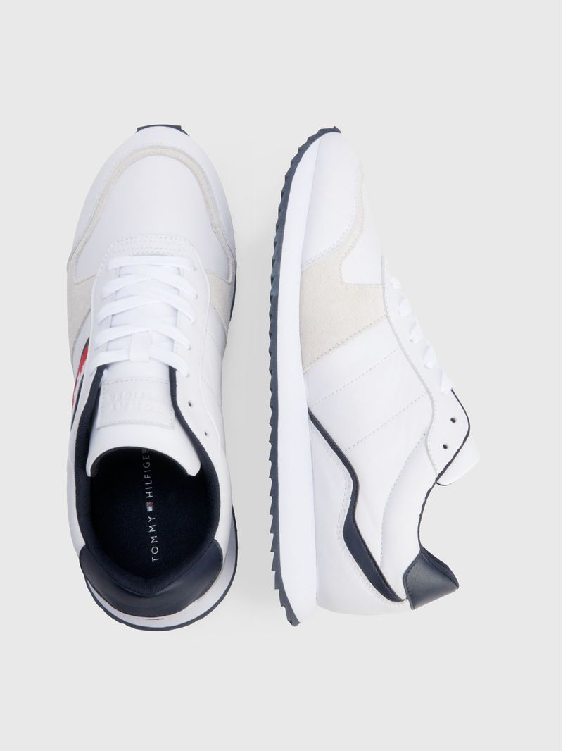 Zapatillas-de-running-en-piel-con-monograma