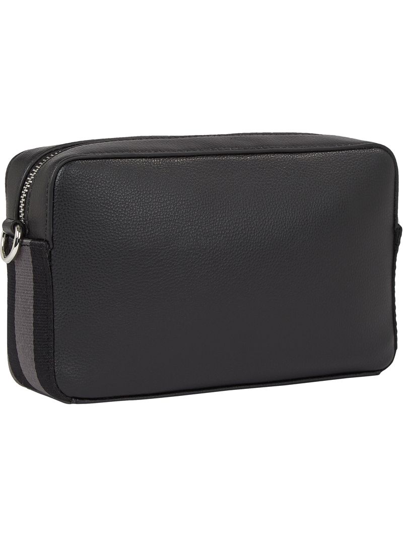 Cartera-Essential-con-monograma-TH