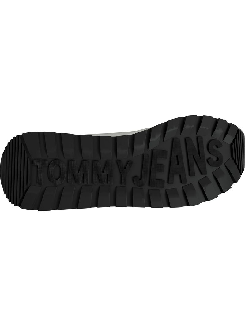 Zapatillas-de-running-retro-Essential