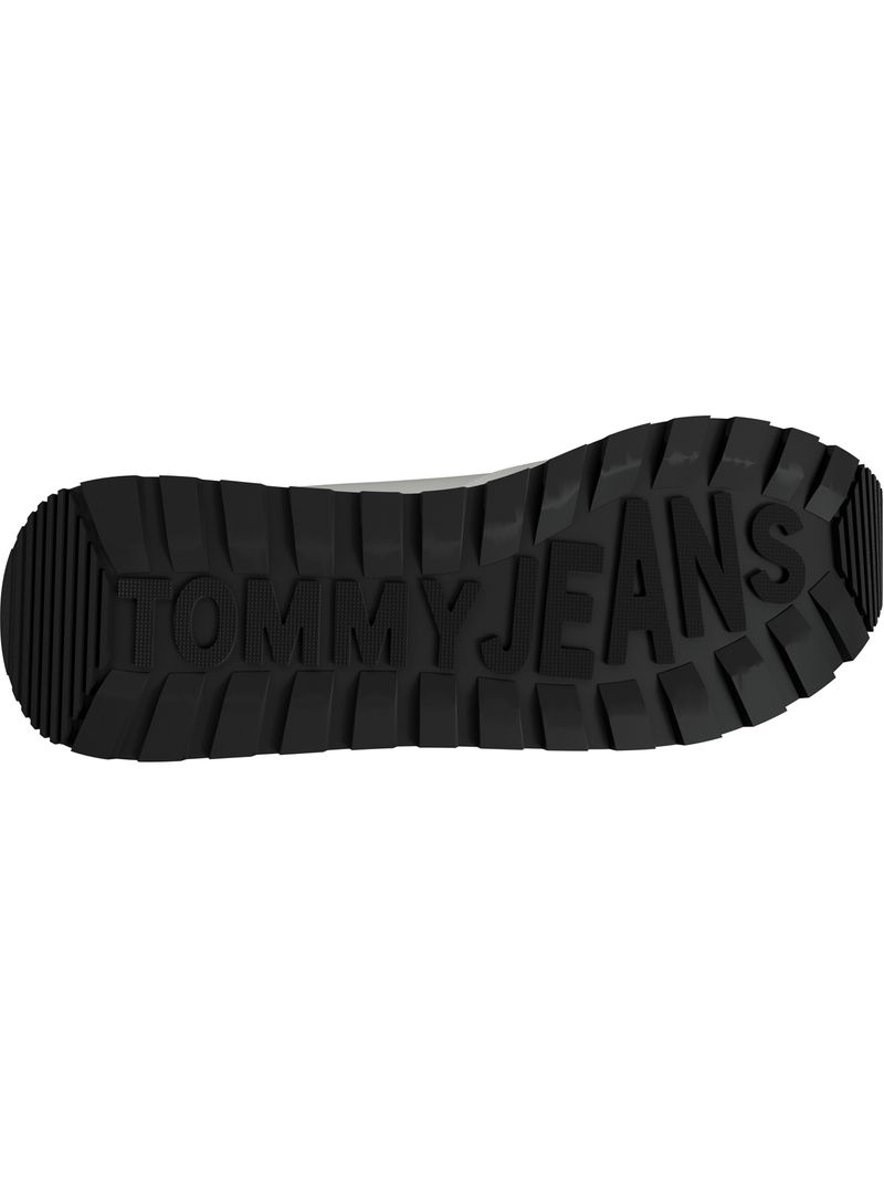 Zapatillas-de-running-retro-Essential