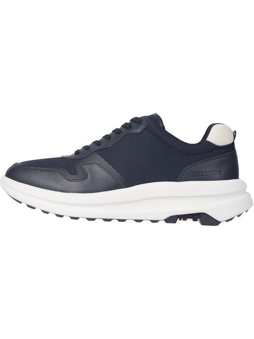 Zapatillas deportivas de suela gruesa dentada