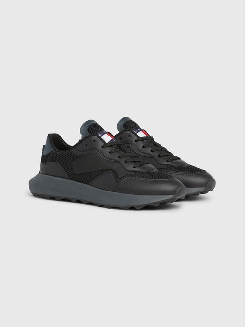 Zapatillas estilo running de texturas mixtas
