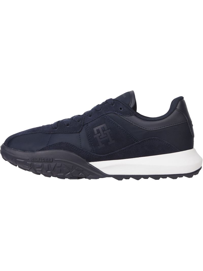 Zapatillas-retro-modernas-repreve