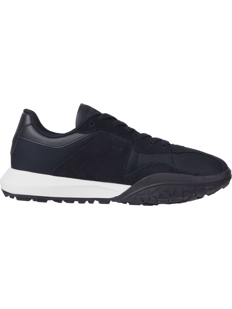 Zapatillas-retro-modernas-repreve