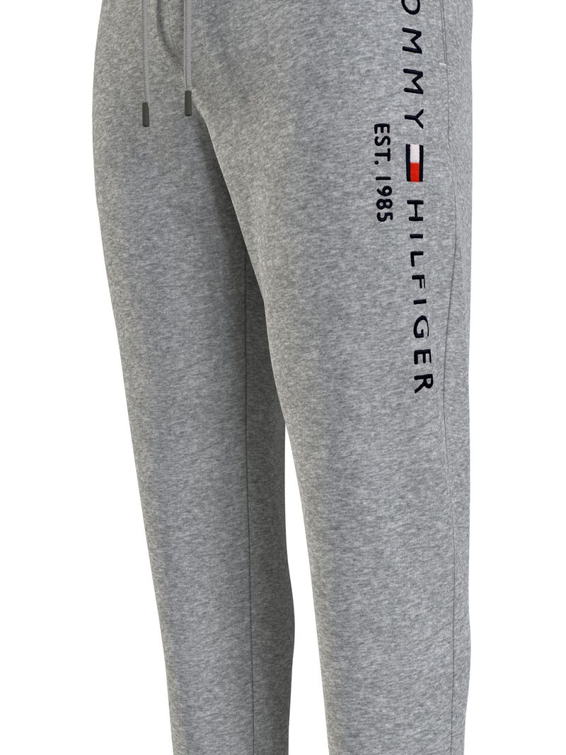 Joggers-de-pierna-conico-con-logo