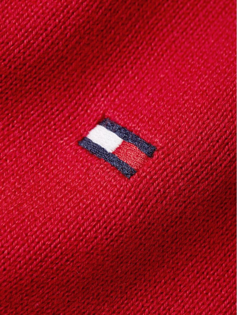 Remera-essential-con-logo