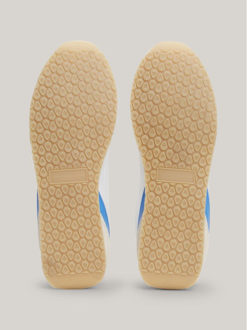 Zapatillas-estilo-running-de-ante
