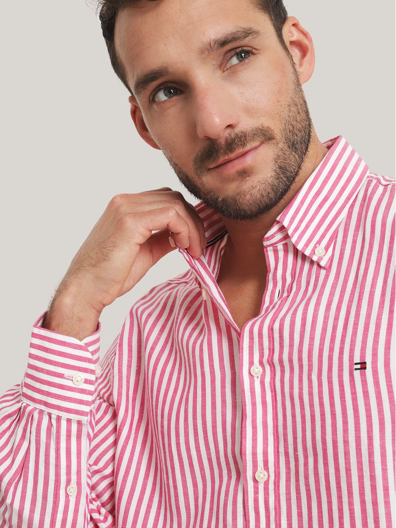 Camisa-de-rayas-con-logo