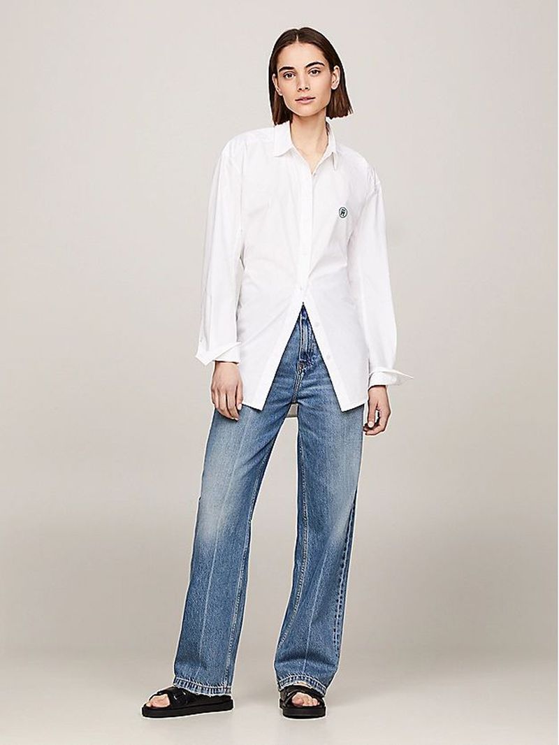Camisa-TH-Monogram-enTalleda-de-corte-regular