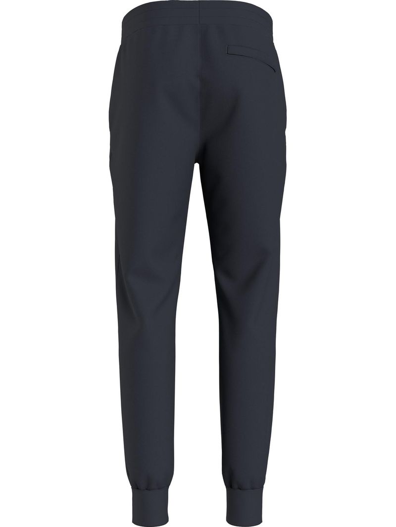 Joggers-con-logo-y-pierna-recta