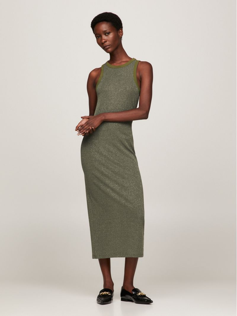 Vestido-midi-sin-mangas-de-corte-slim
