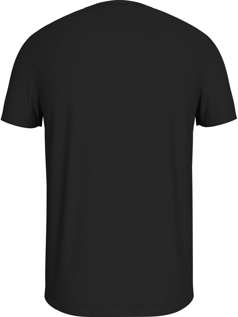 Remera-con-logo-bordado-en-el-pecho