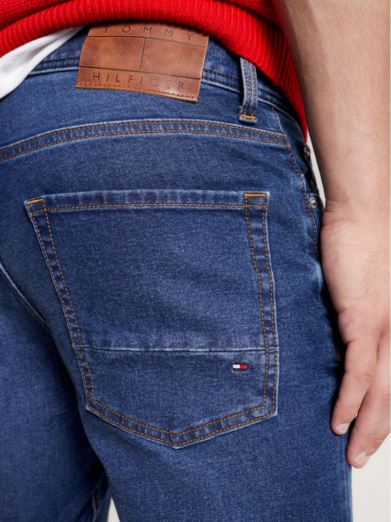 Jeans-denton-de-corte-recto-con-efecto-desteñido