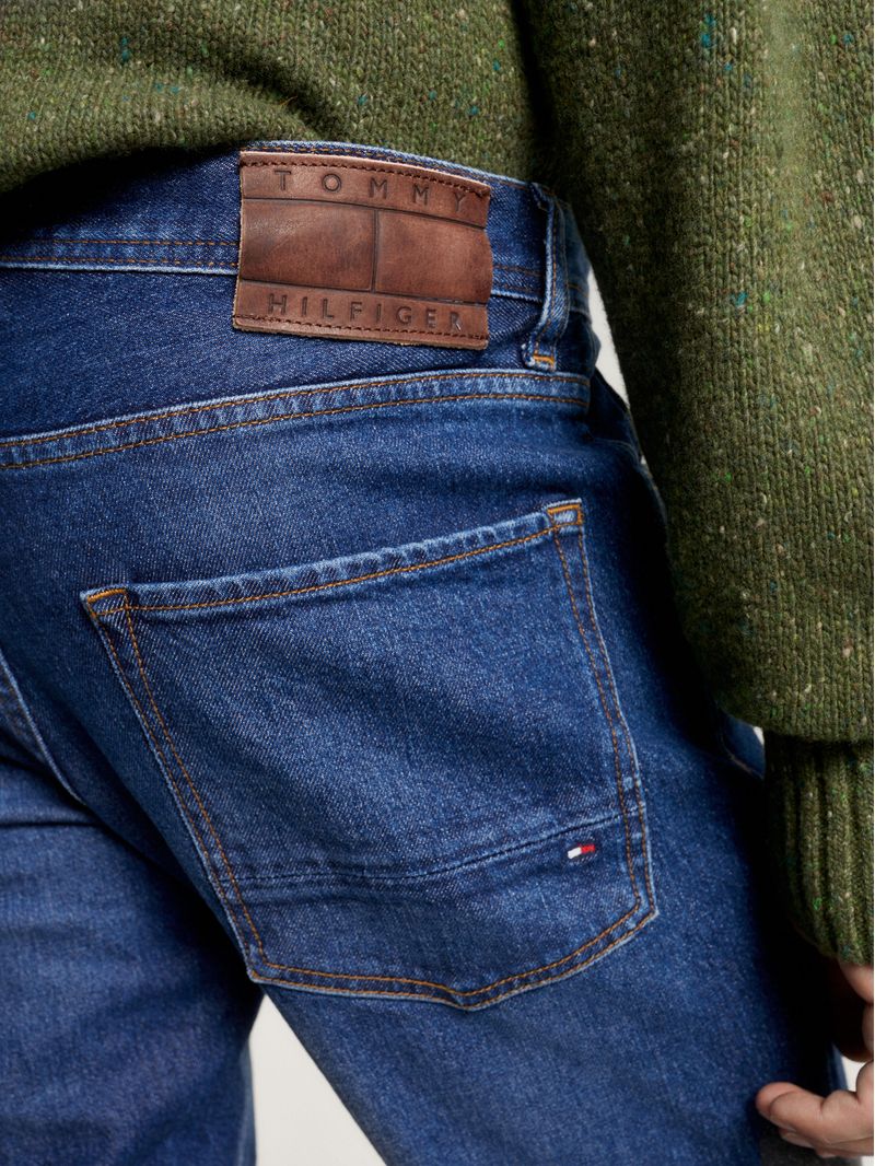 Jeans-denton-recto-con-efecto-usado