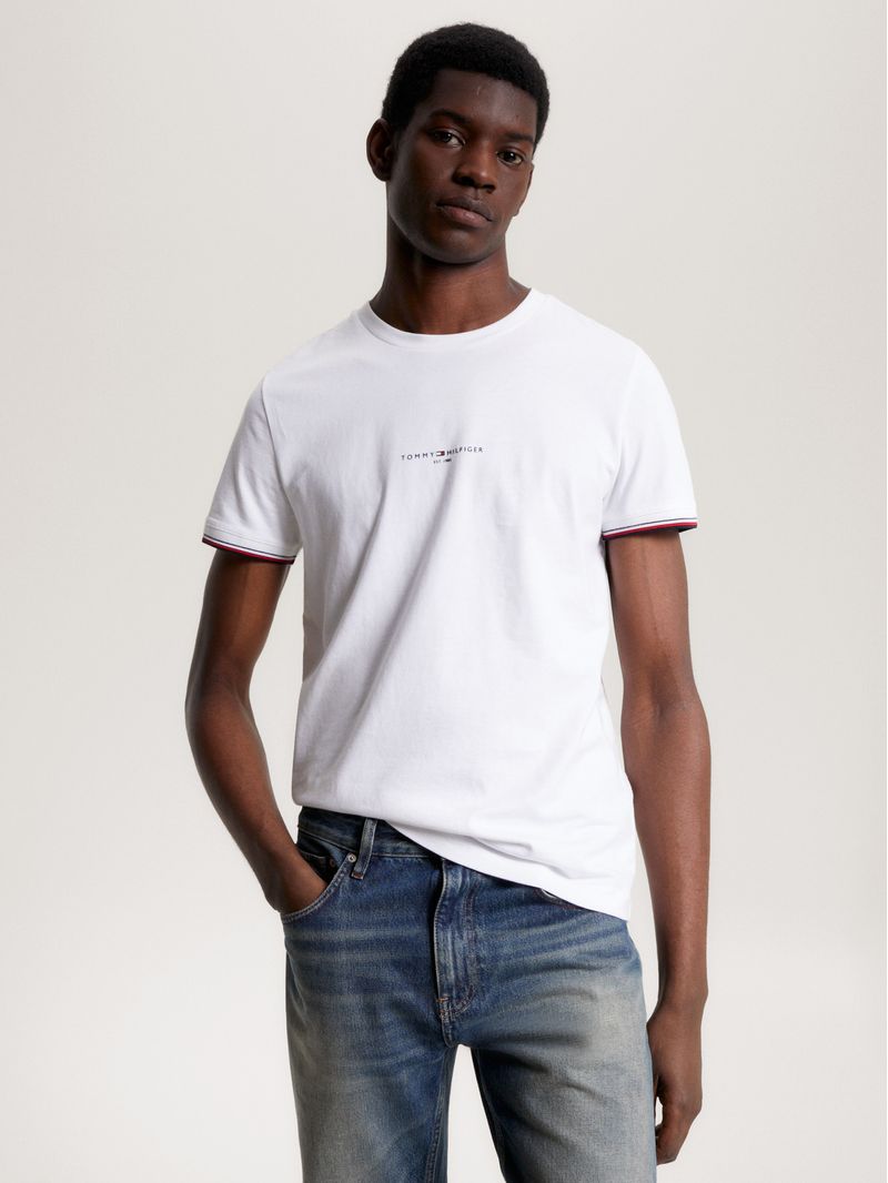 Remera-de-corte-slim-con-mangas-ribeteadas