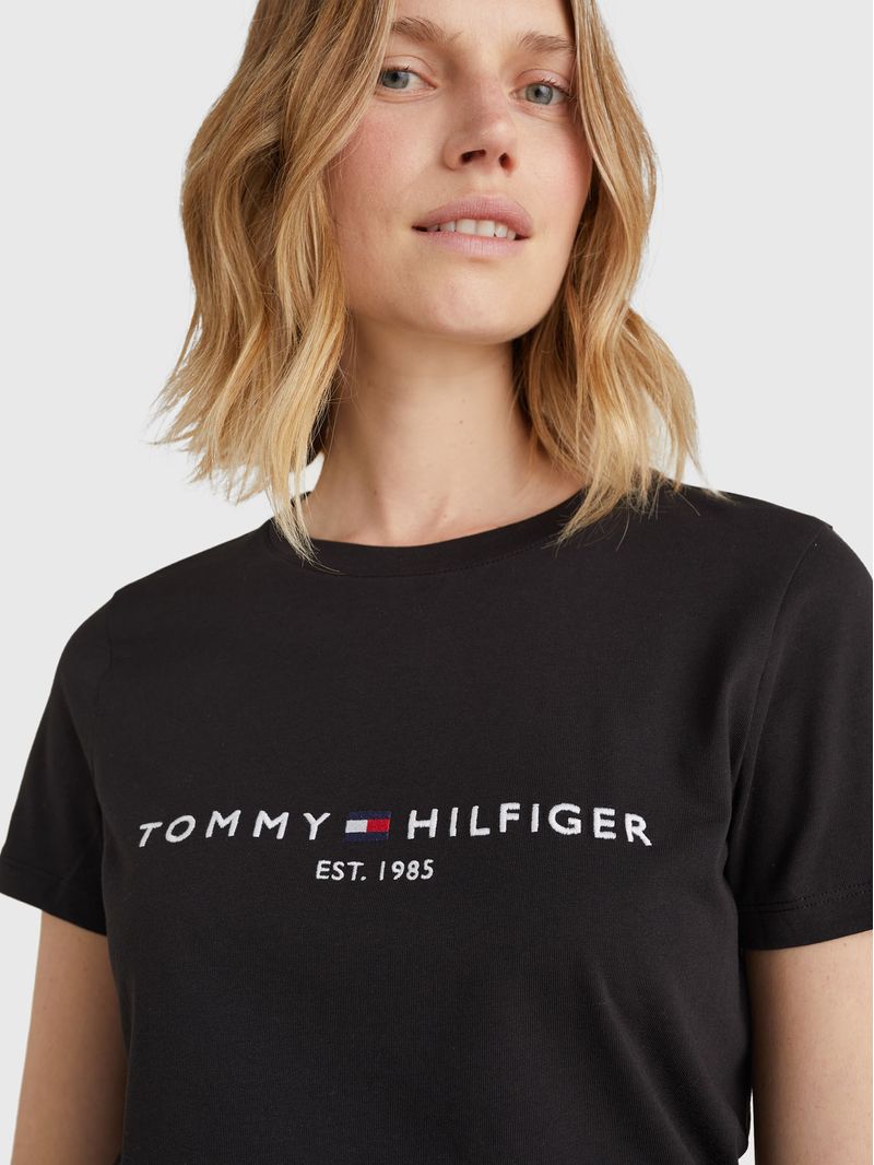 Remera-Heritage-con-cuello-redondo