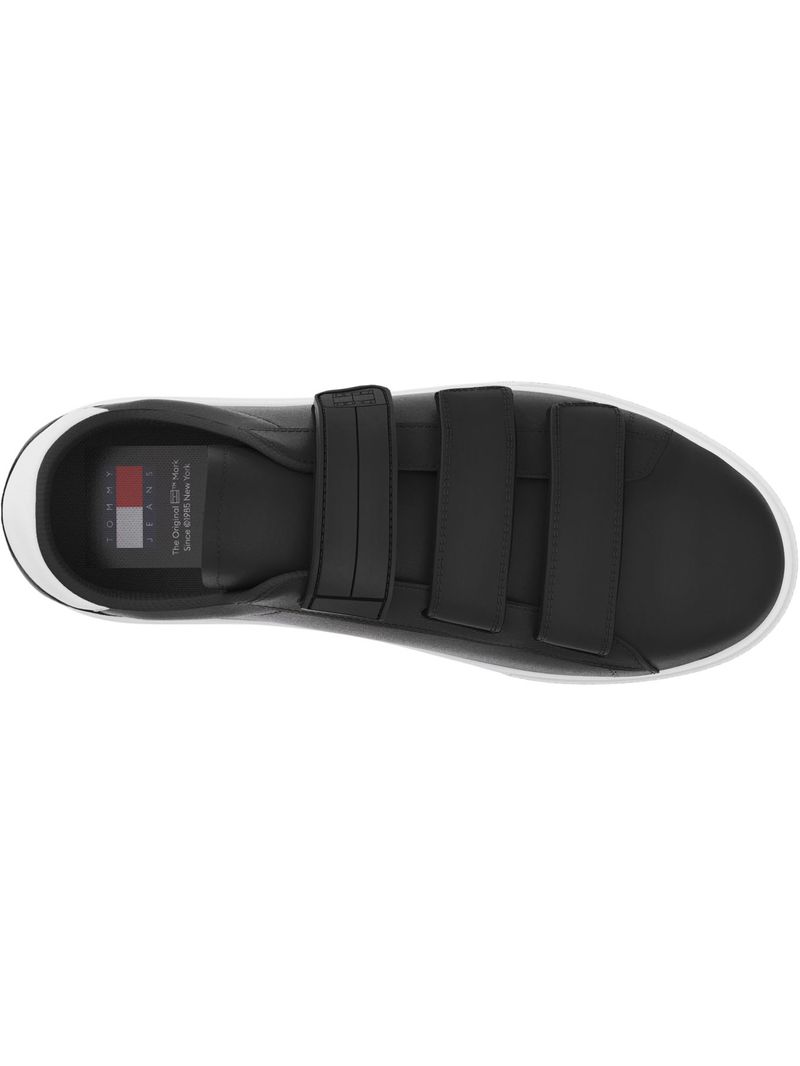 Zapatillas-de-piel-con-cierre-de-velcro