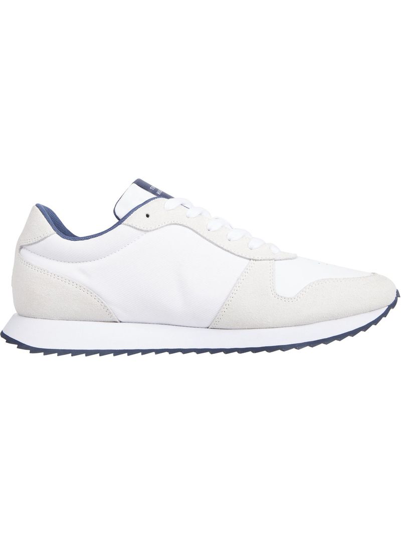 Zapatillas-de-running-con-suela-dentada