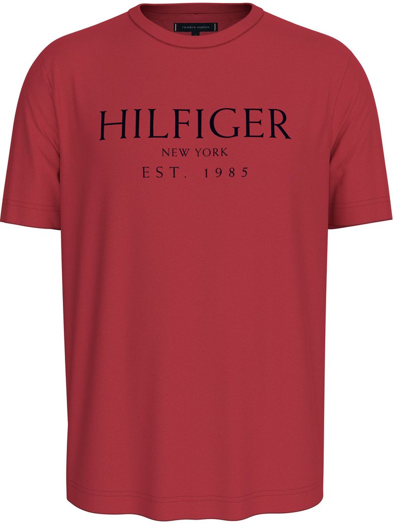 Remera-con-logo-monotipo
