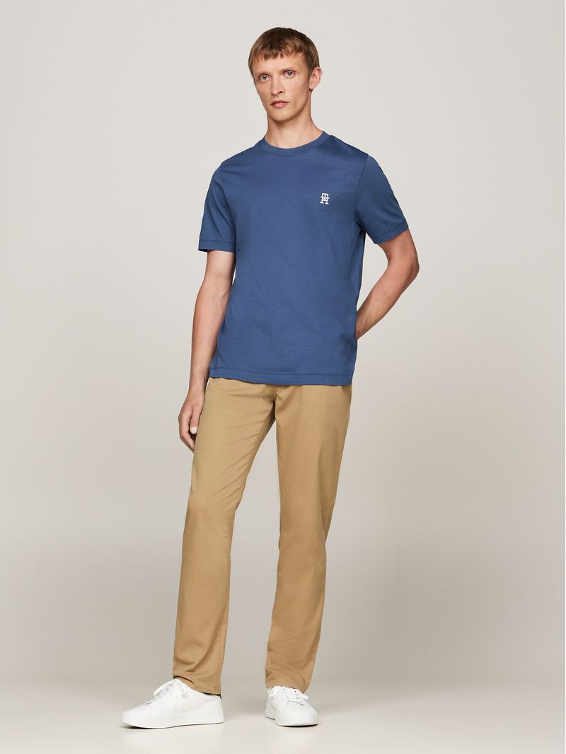 Remera-de-cuello-redondo-con-monograma-TH