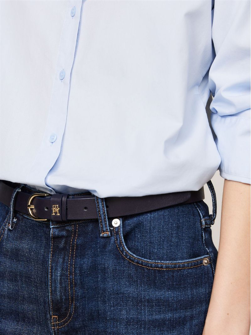 Camisa-Essential-de-popelin-con-corte-regular