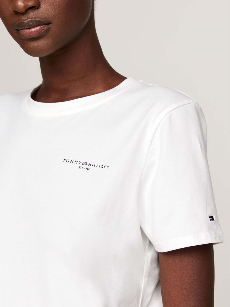 Remera-1985-collection-de-cuello-redondo