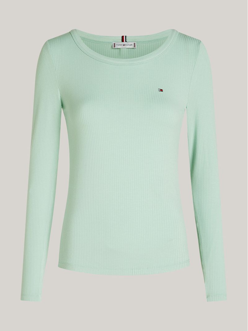 Remera-acanalada-slim-de-manga-larga