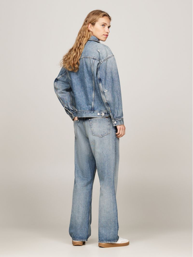 Campera-denim-oversize-desgastada