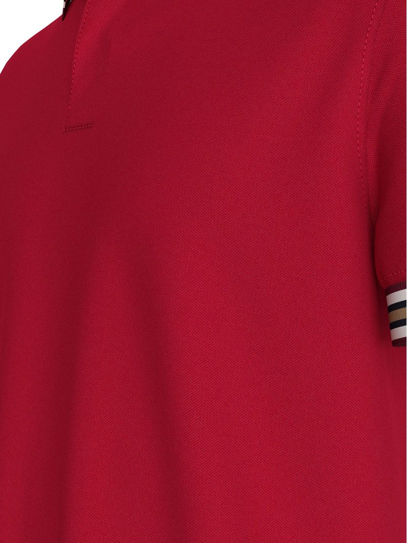 Chomba-de-corte-regular-con-cuello-a-contraste