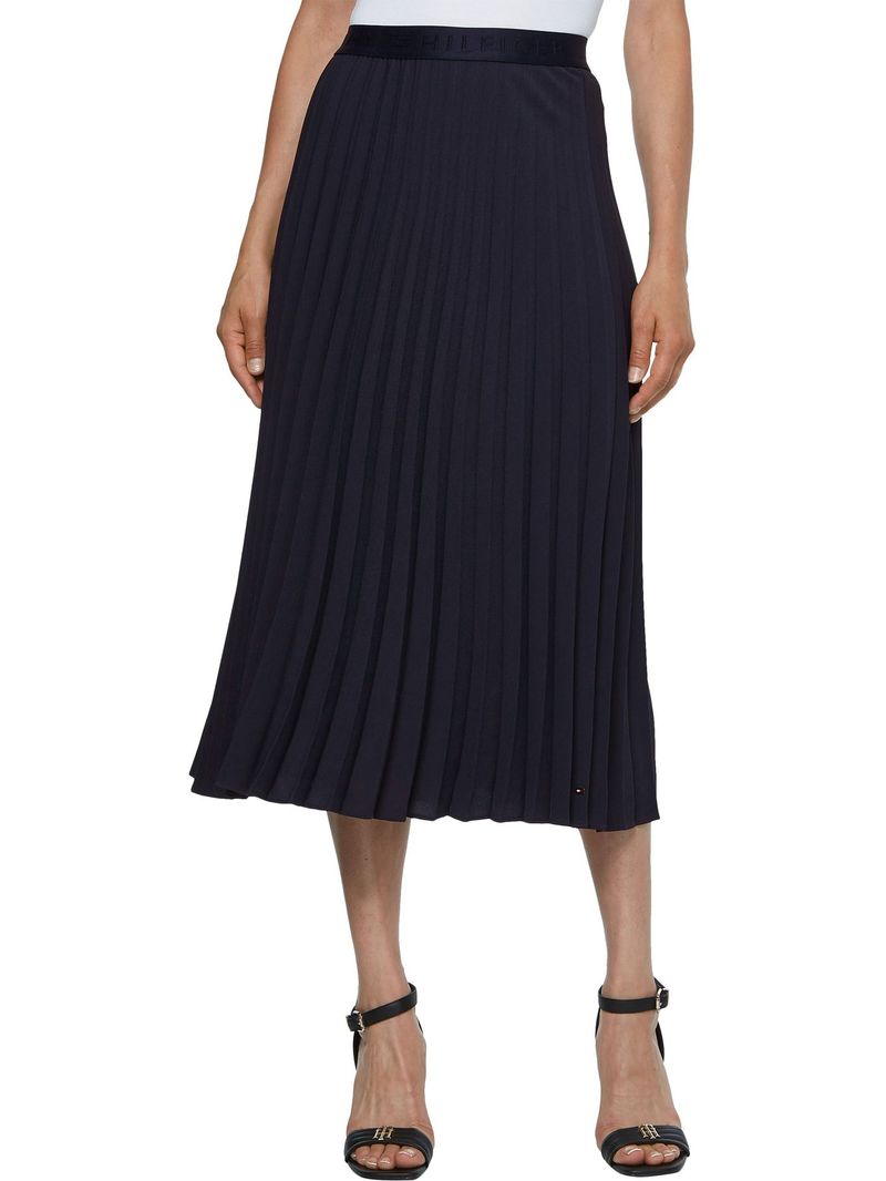 Falda-midi-plisada-con-logo-en-la-cintura