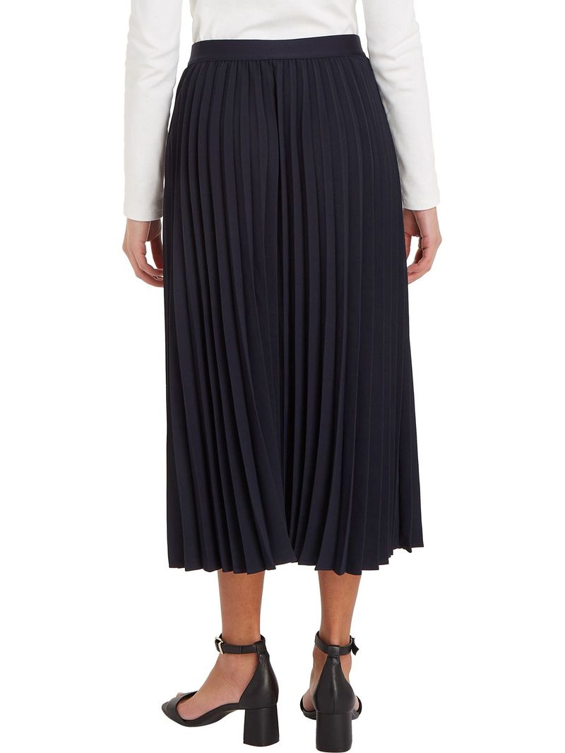 Falda-midi-plisada-con-logo-en-la-cintura