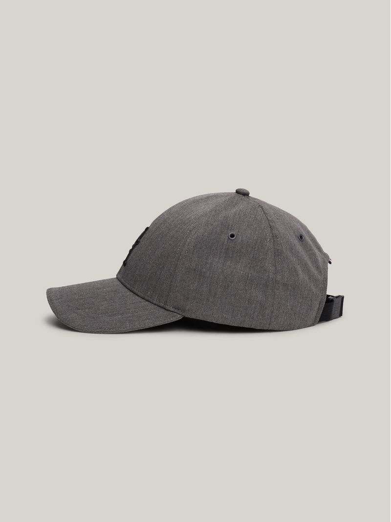 Gorra-de-beisbol-con-monograma-TH-bordado