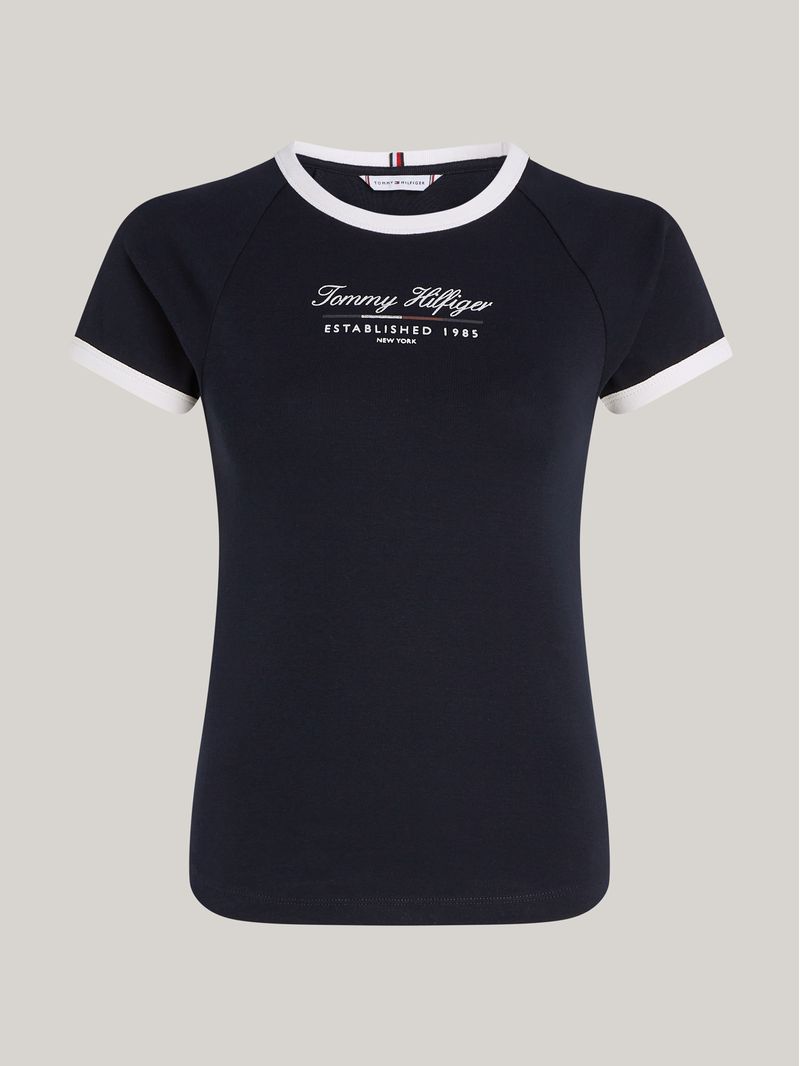 Remera-slim-con-logo-y-acabados-a-contraste