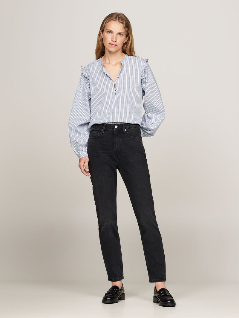 Blusa-de-corte-amplio-con-volantes