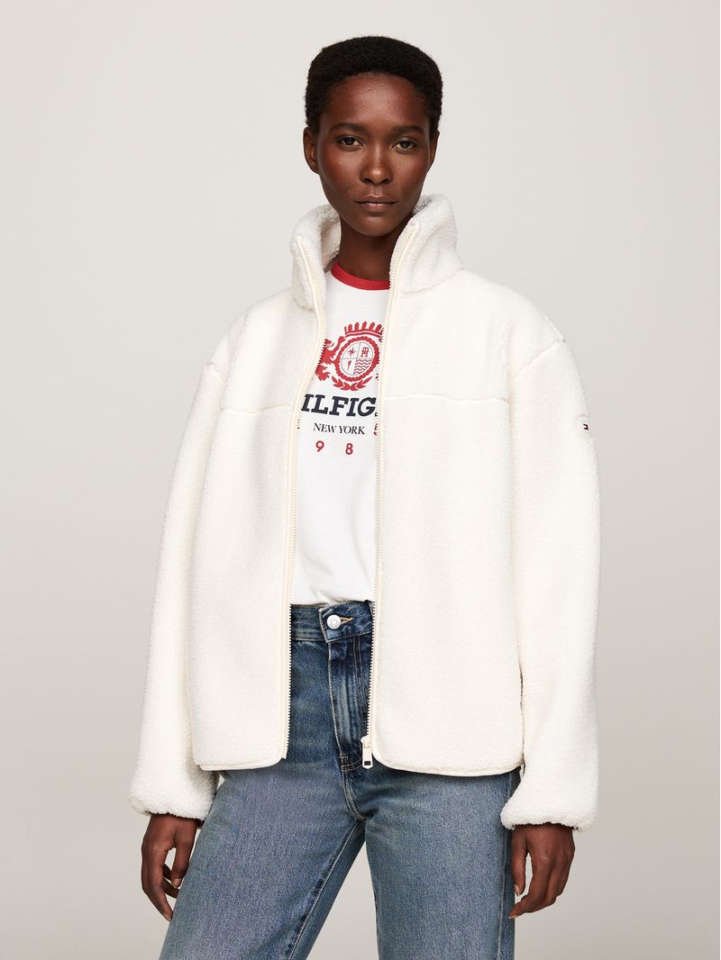Campera-amplia-en-tejido-polar-de-peluche
