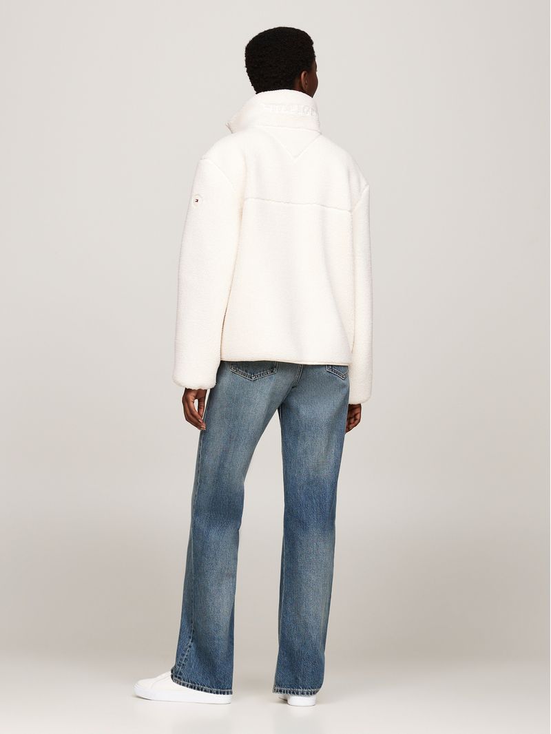 Campera-amplia-en-tejido-polar-de-peluche