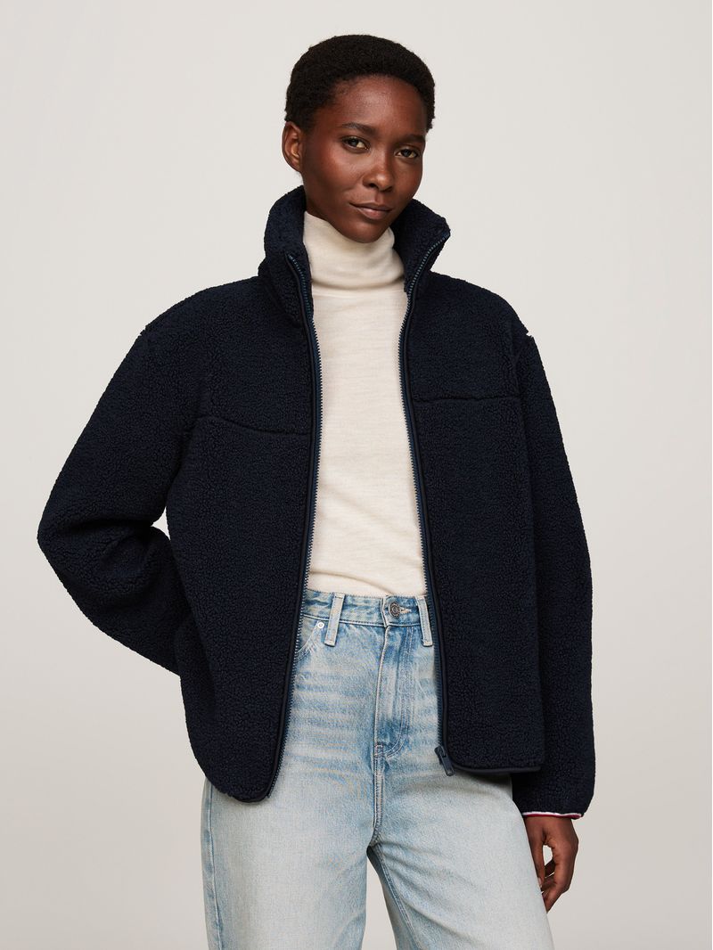 Campera-amplia-en-tejido-polar-de-peluche