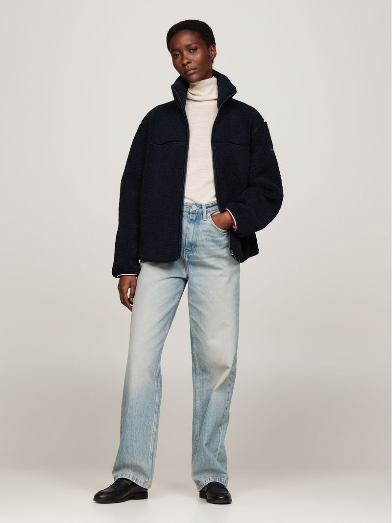 Campera-amplia-en-tejido-polar-de-peluche