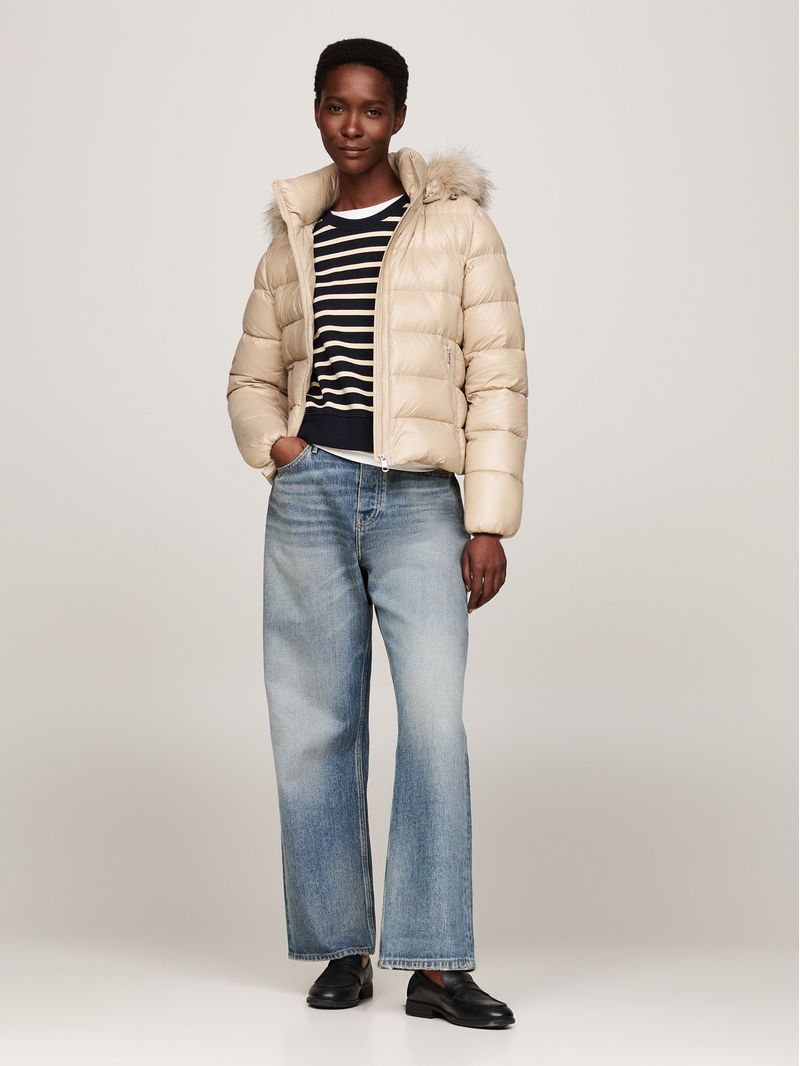 Campera-de-plumon-con-ribete-sintetico