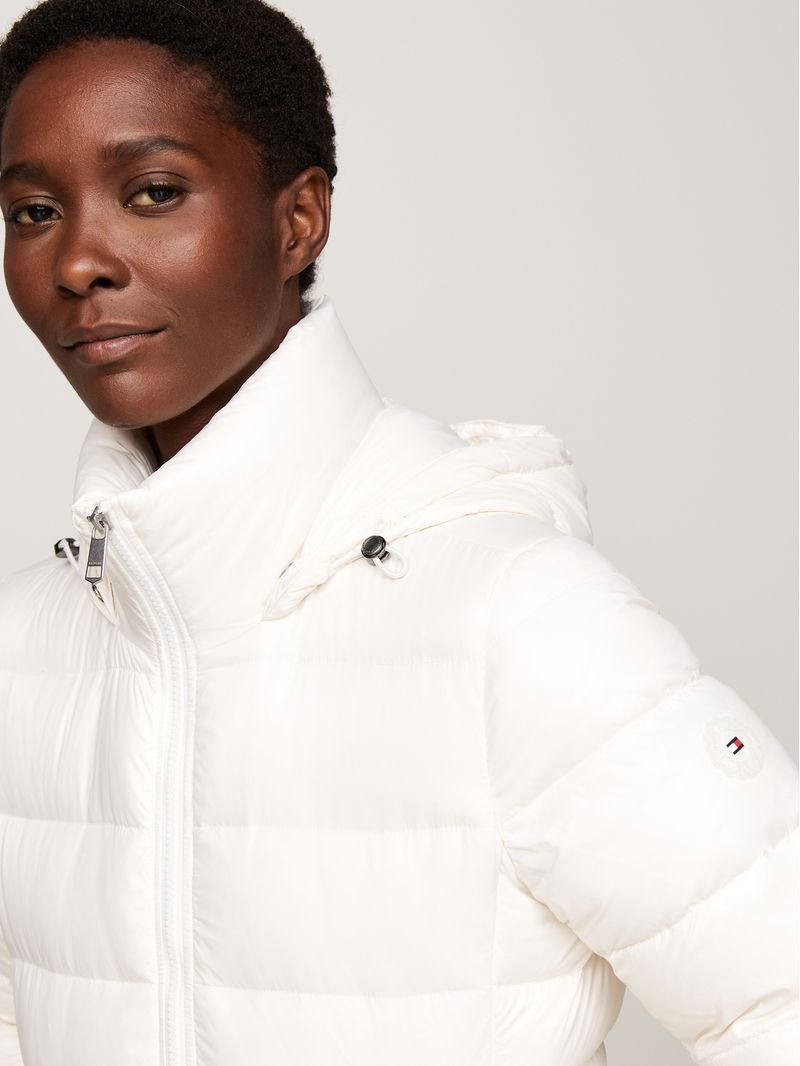 Campera-de-plumon-con-ribete-sintetico