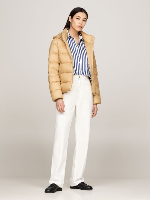 Campera de plumón que repele el agua