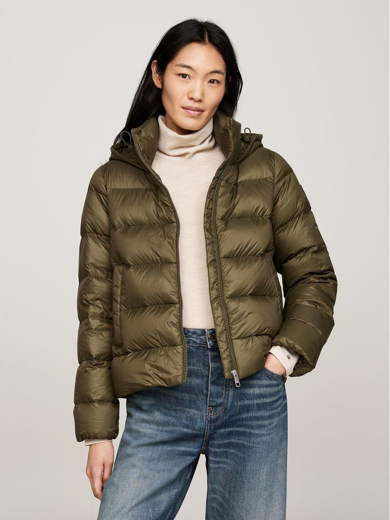 Campera-de-plumon-que-repele-el-agua