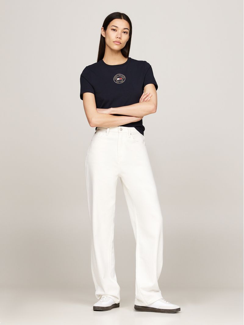 Remera-de-corte-slim-con-sello
