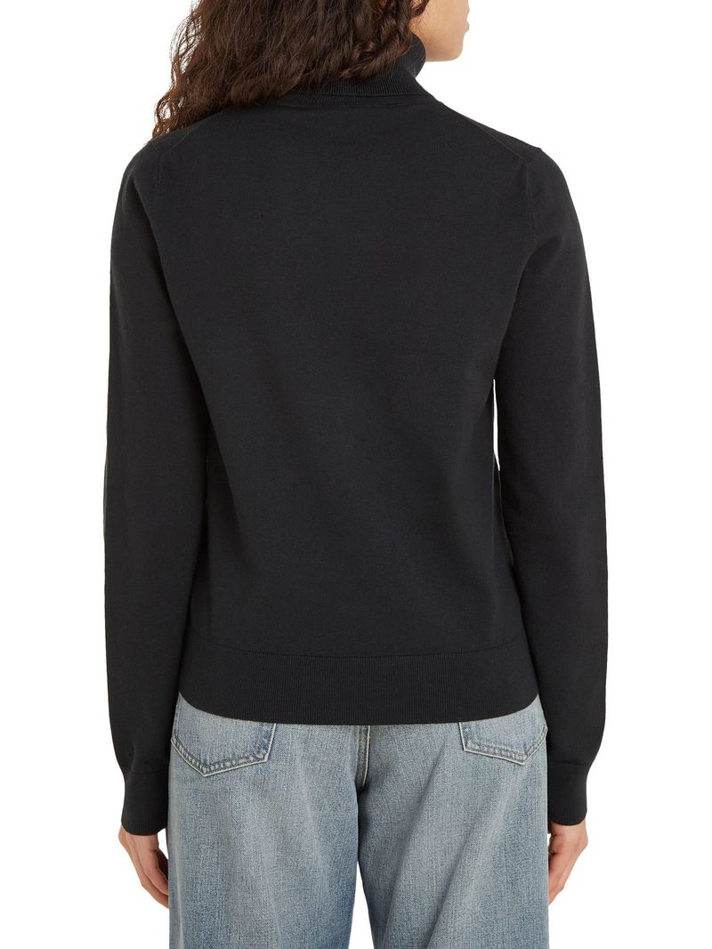 Sweater-de-cuello-alto-con-logo