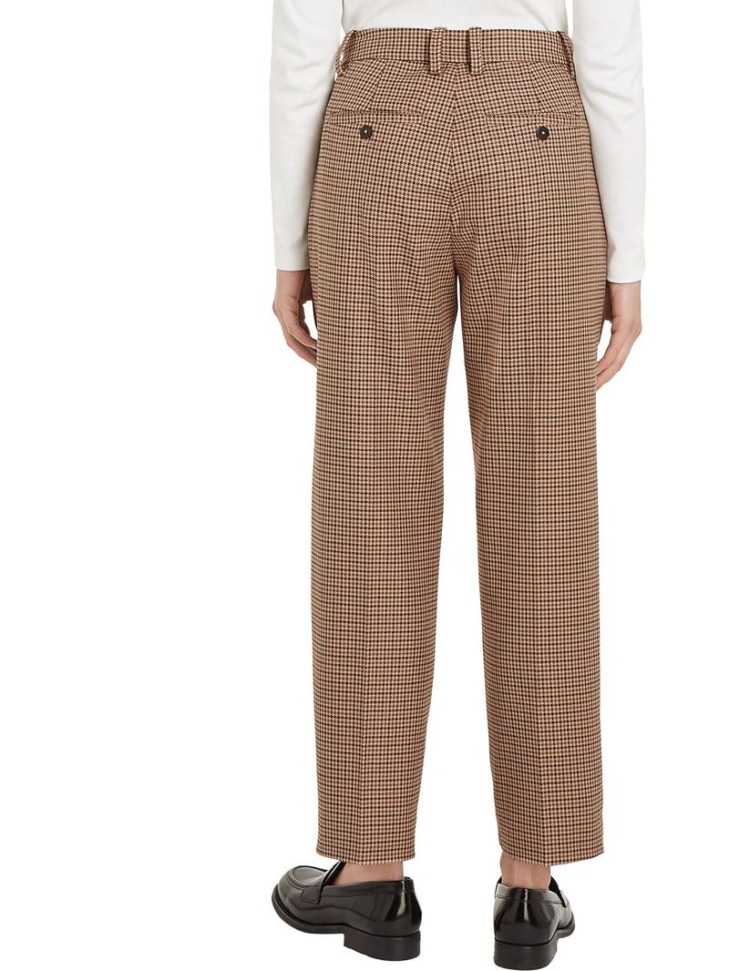 Pantalon-de-cuadros-recto-y-slim