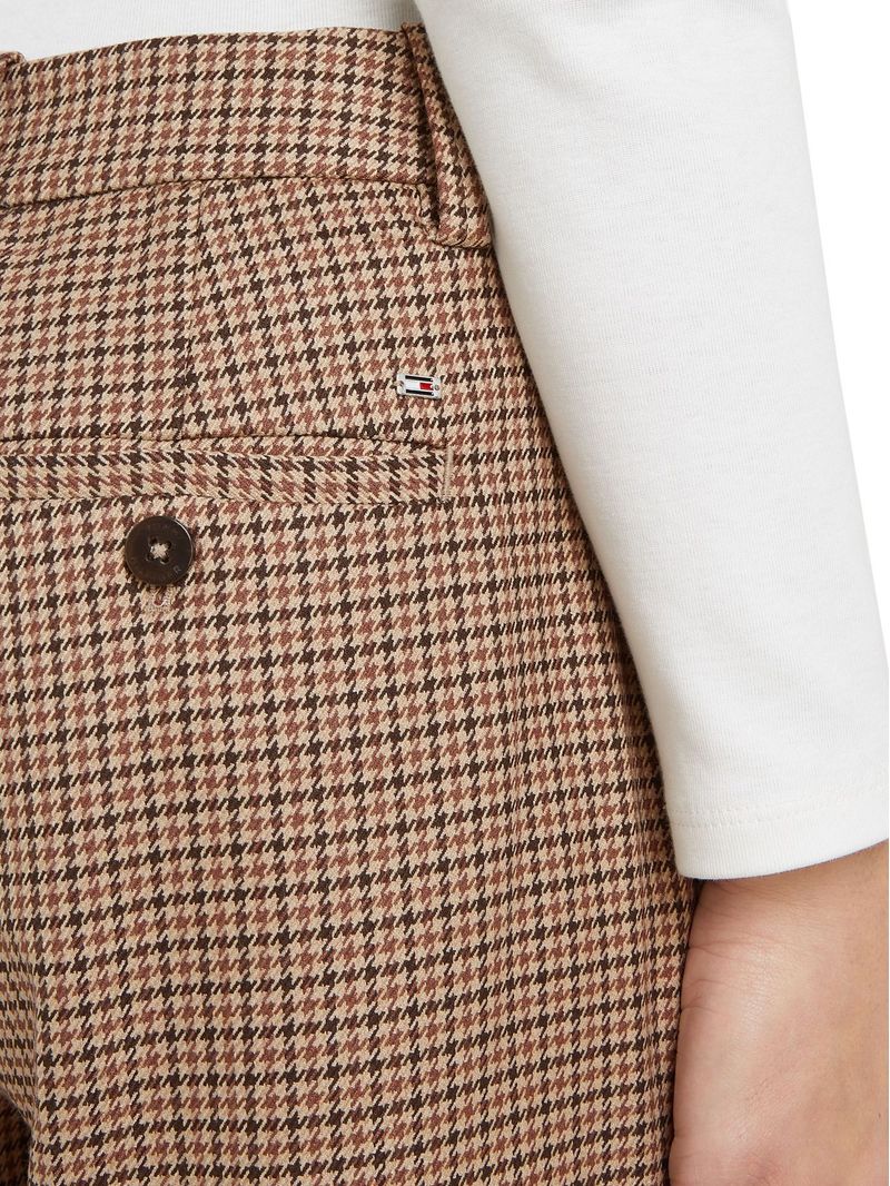 Pantalon-de-cuadros-recto-y-slim